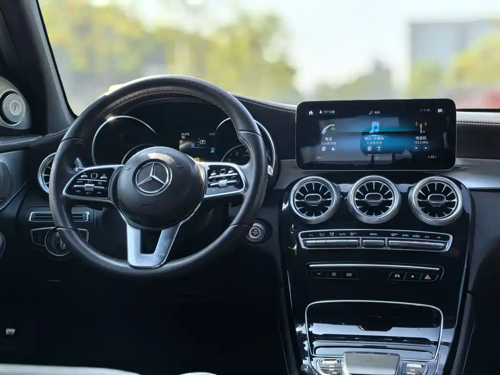 Mercedes-Benz GLC 2019 — фото 10