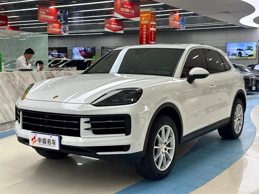 Porsche Cayenne 2024