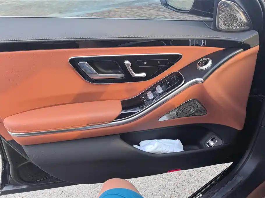 Mercedes-Benz S-Class 2024