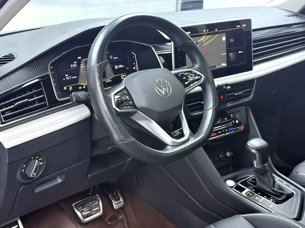Volkswagen Tiguan L 2022