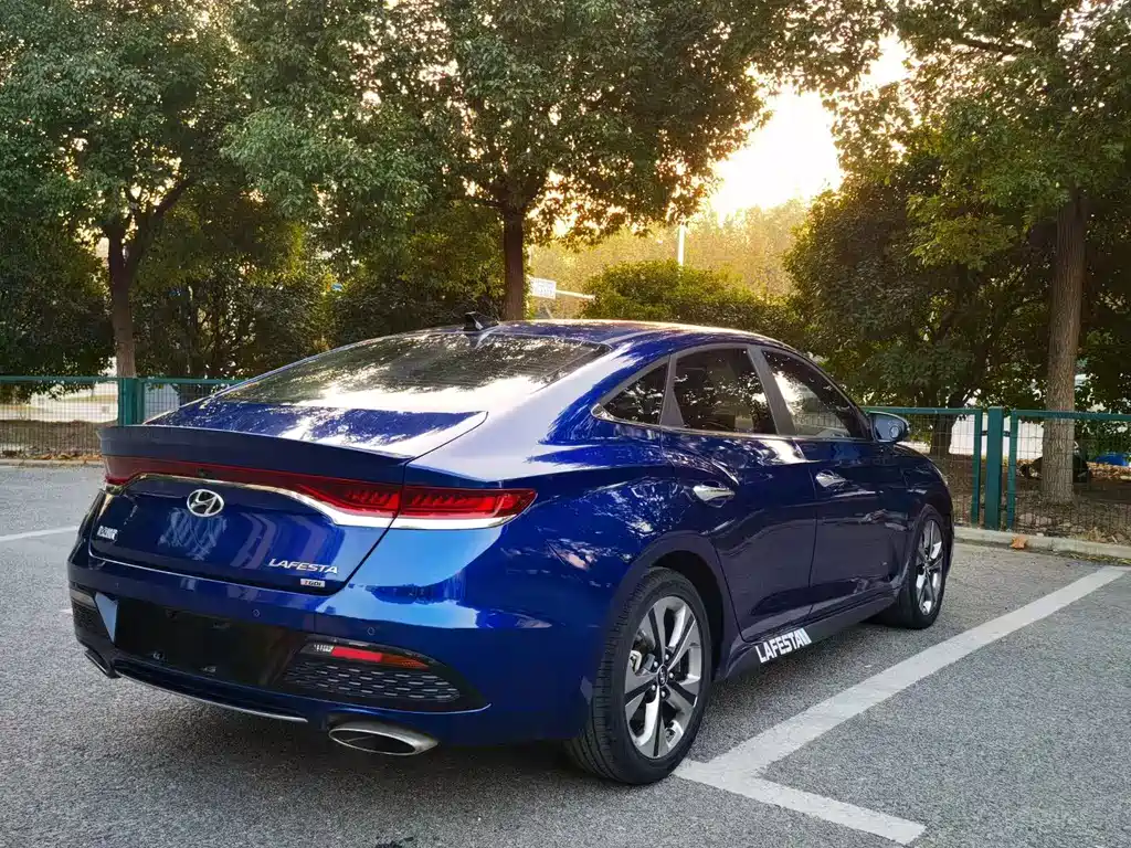 Hyundai Festa 2019 — фото 12