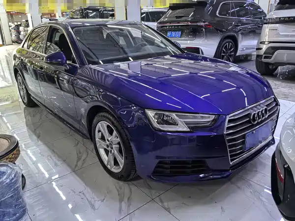 Audi A4L 2017