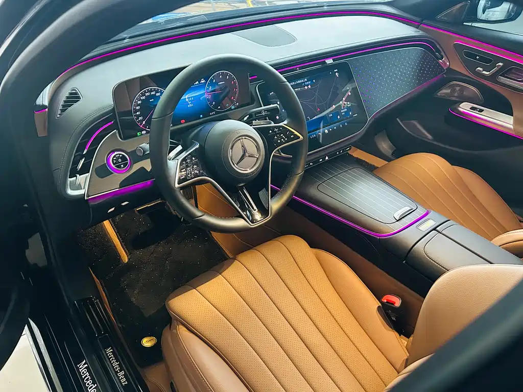 Mercedes-Benz E-Class 2025 — фото 16