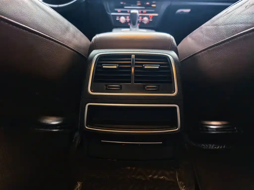 Audi A6L 2018 — фото 16