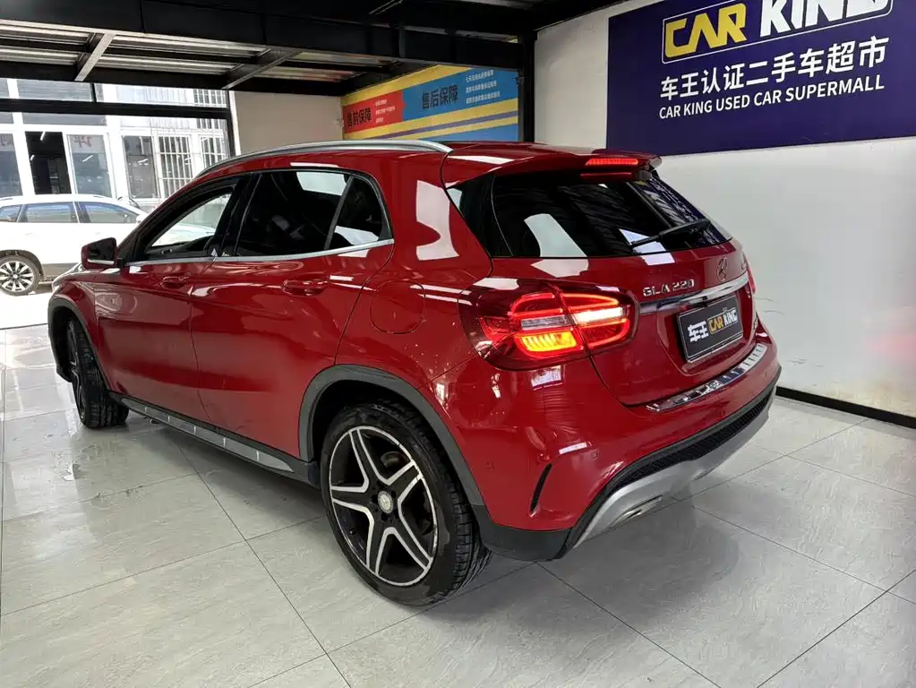 Mercedes-Benz GLA 2016 — фото 11