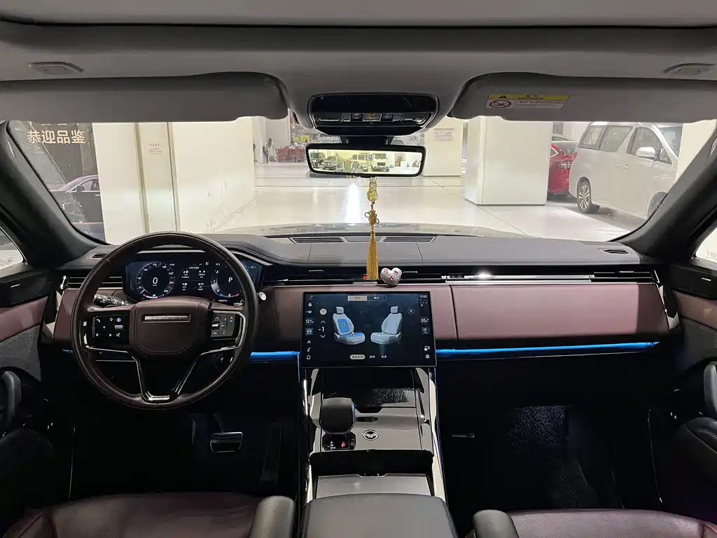 Land Rover Range Rover Sport 2024 — фото 10