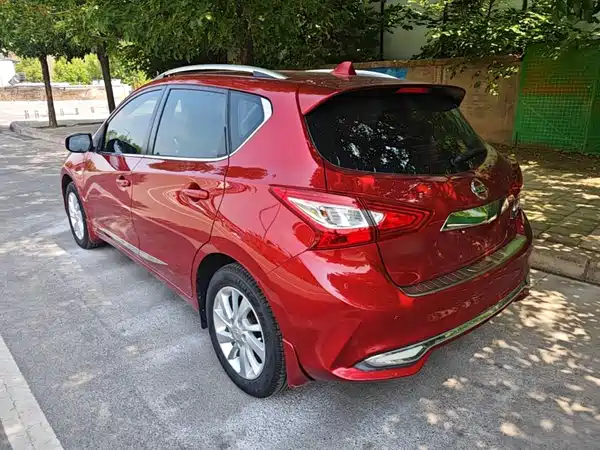 Nissan Tiida 2018