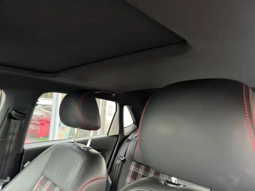 Volkswagen Polo 2016