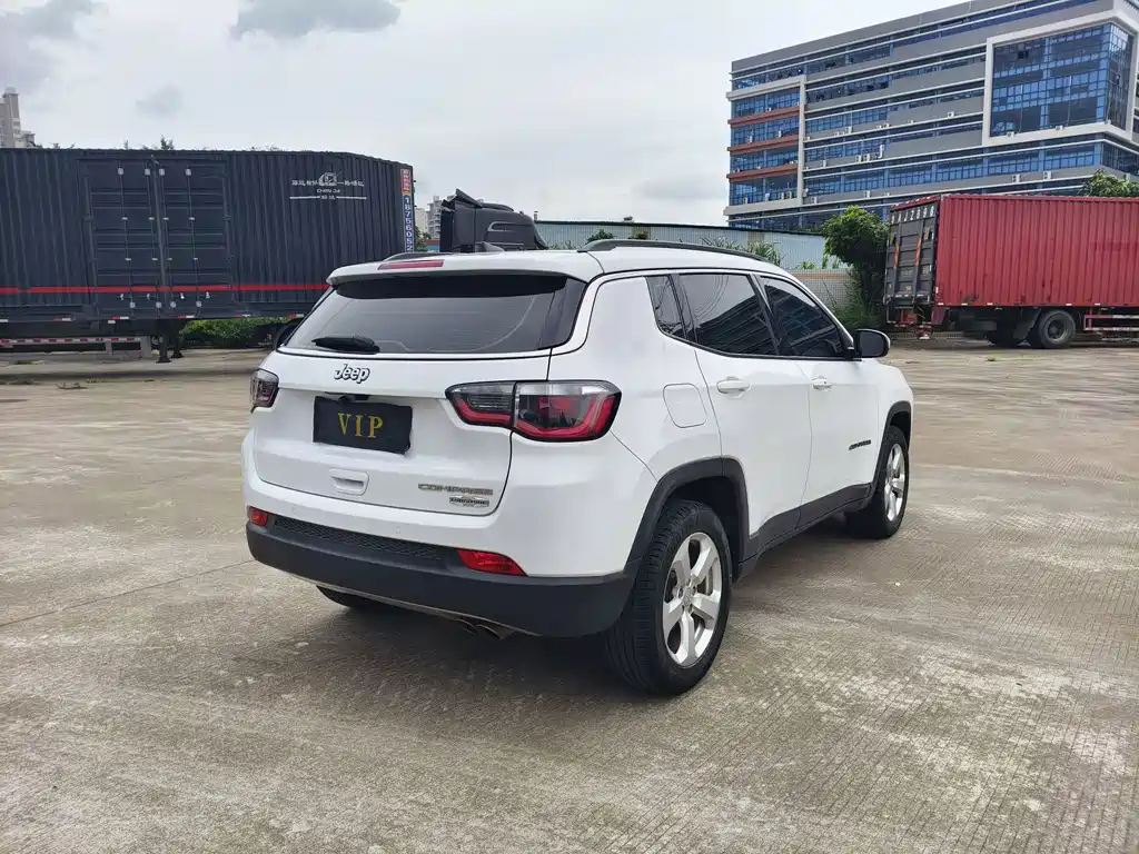 Jeep Compass 2019 — фото 4