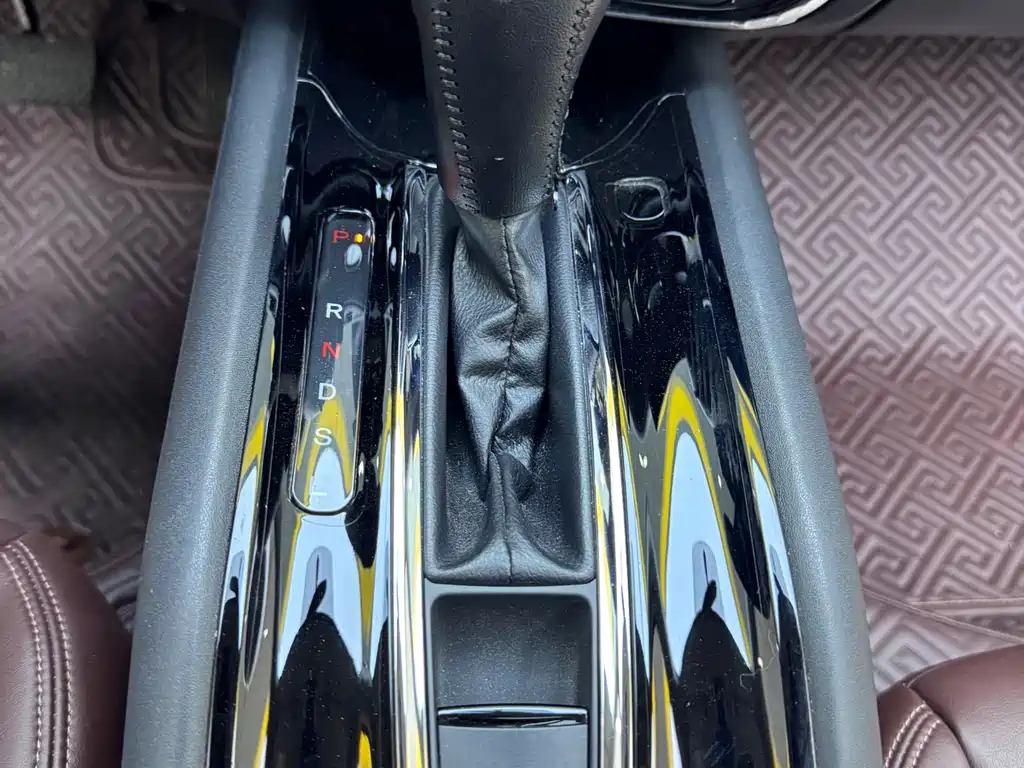 Honda Vezel 2022 — фото 15