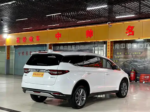 Geely Jiaji 2022