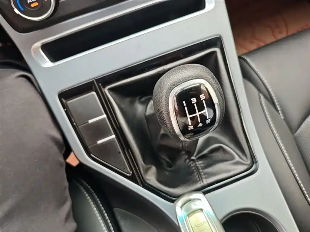 Geely Vision S1 2019 — фото 14