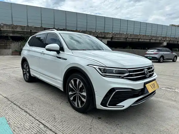 Volkswagen Tiguan L 2023