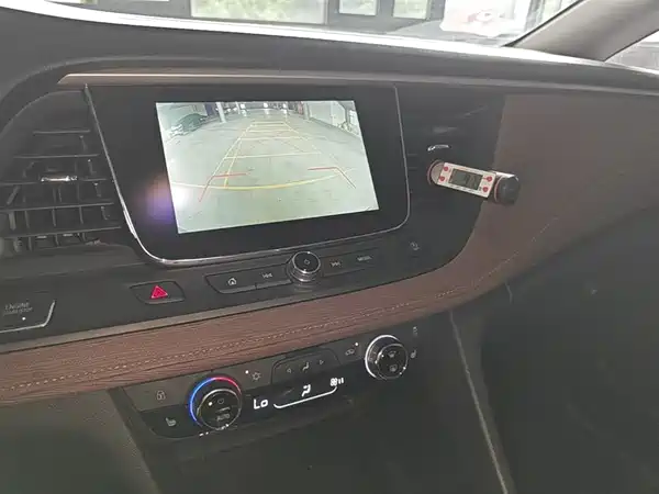 Buick GL6 2019