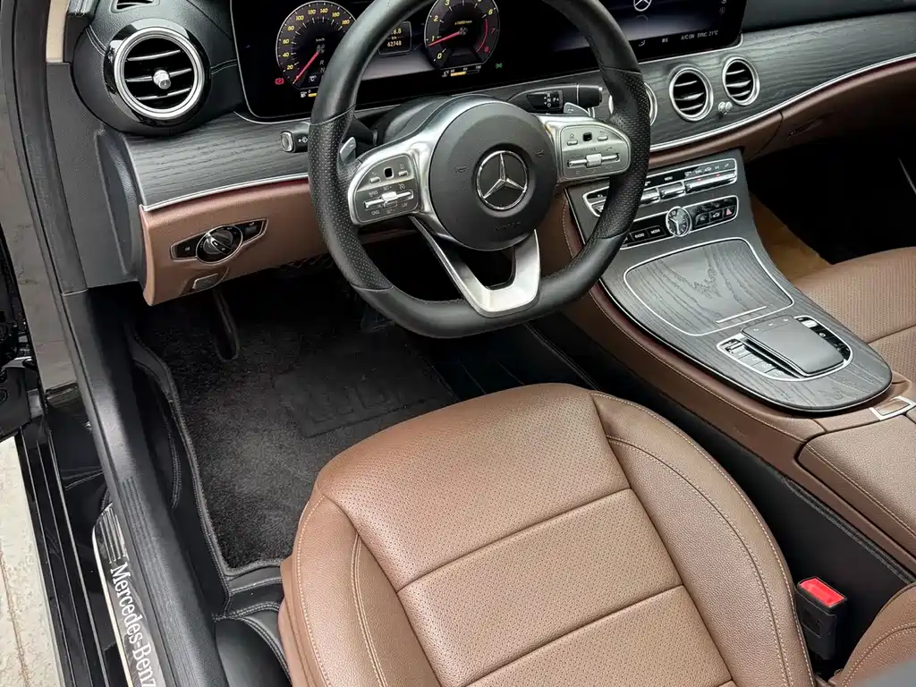 Mercedes-Benz E-Class 2020 — фото 16