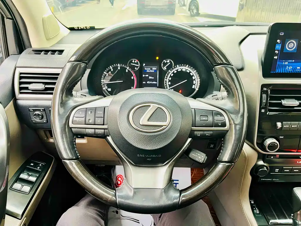 Lexus GX 2023 — фото 10