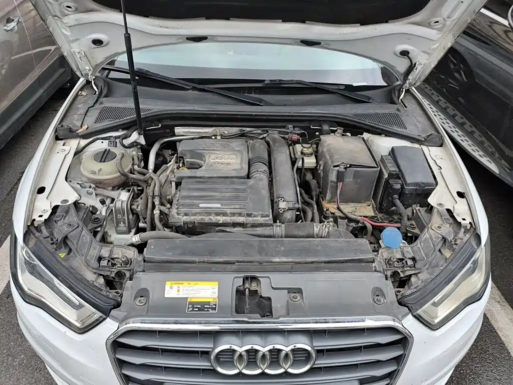 Audi A3 2015 — фото 11