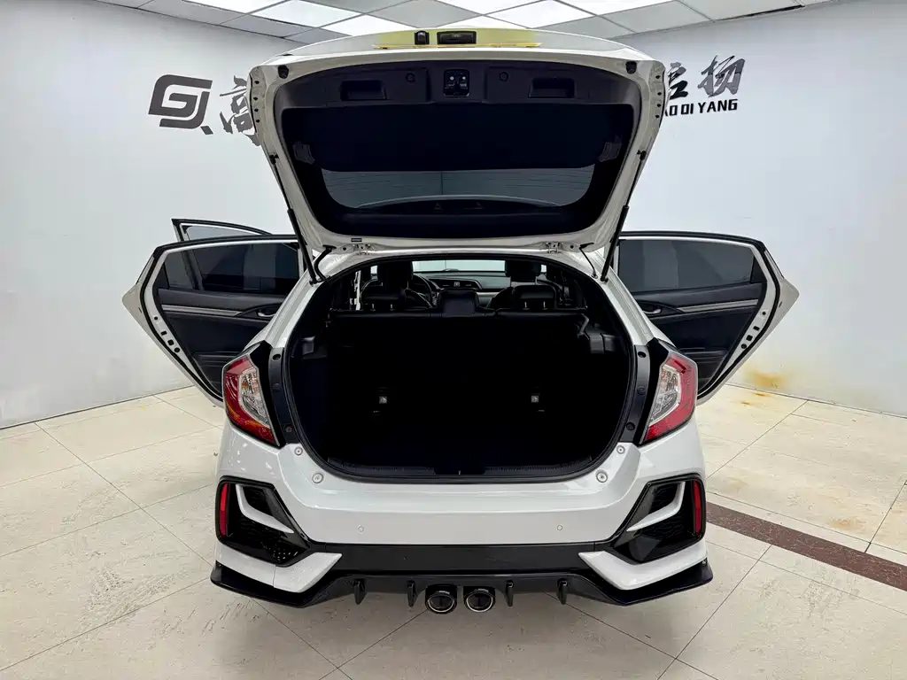 Honda Civic 2022 — фото 20