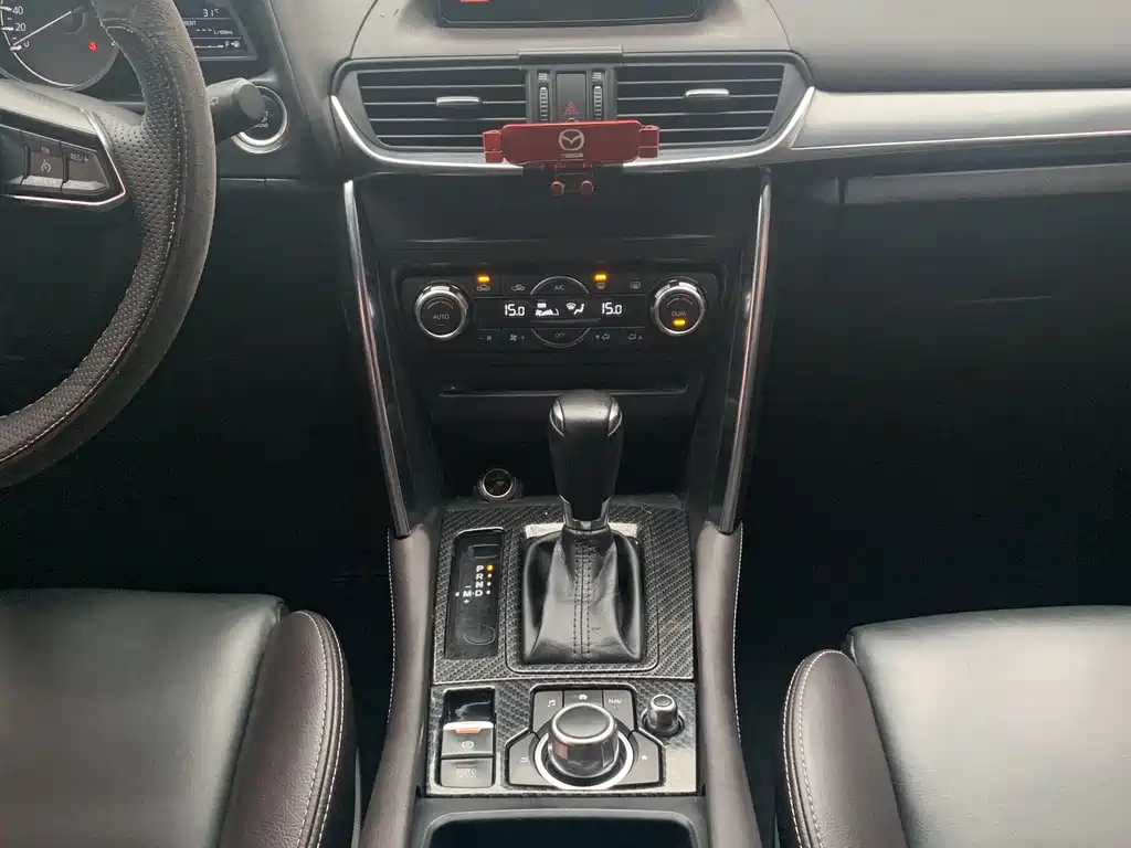 Mazda CX-4 2018 — фото 14