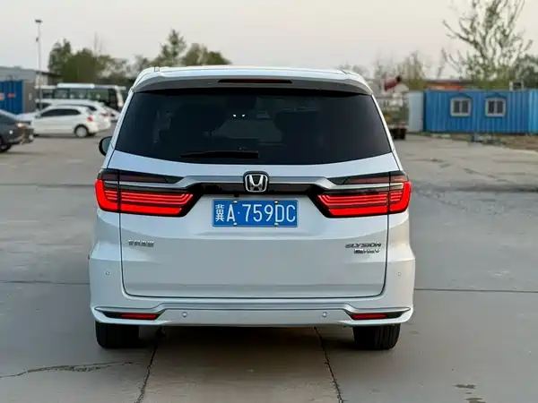 Honda Elysion 2024