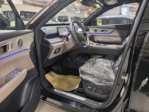 Chery Fengyun T8 2025