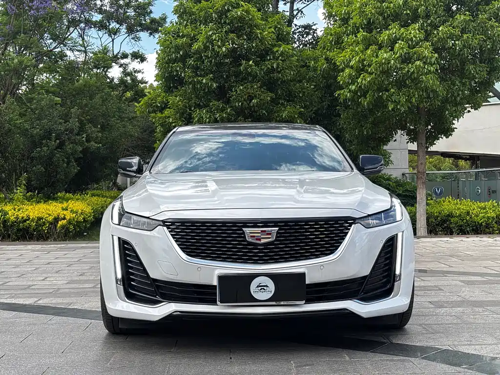 Cadillac CT5 2023 — фото 2