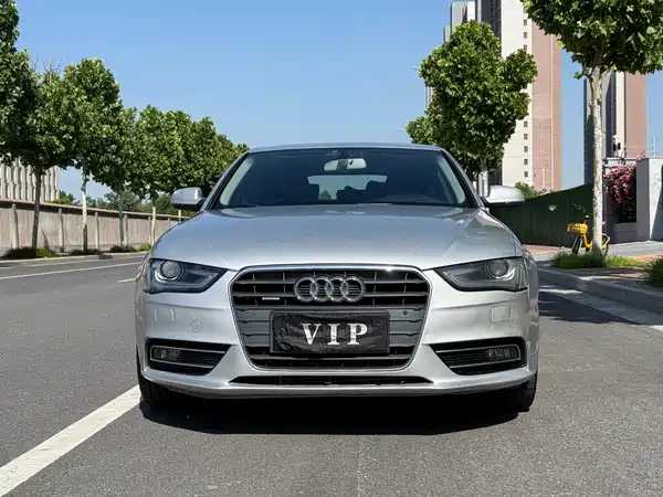 Audi A4L 2013