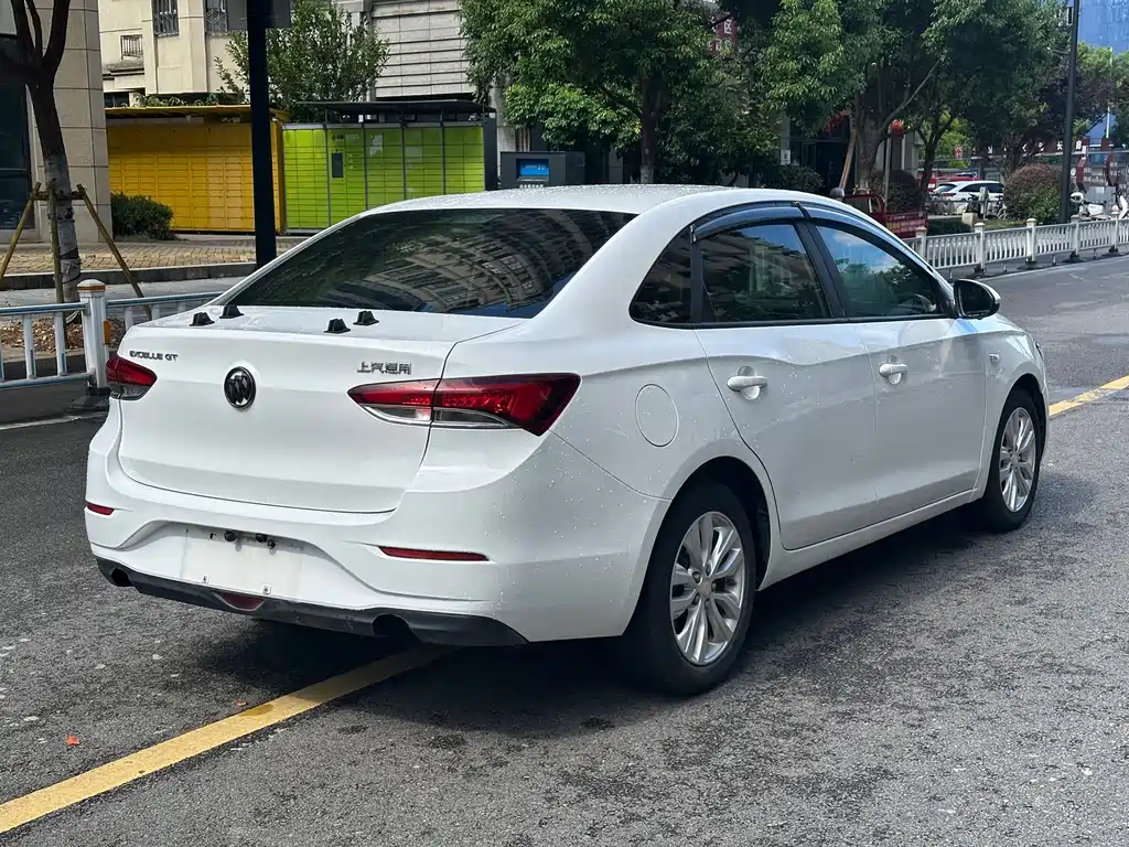 Buick Excelle 2020