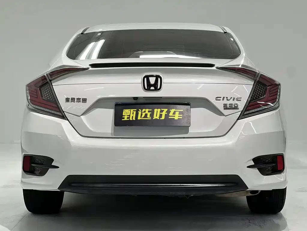 Honda Civic 2019 — фото 9