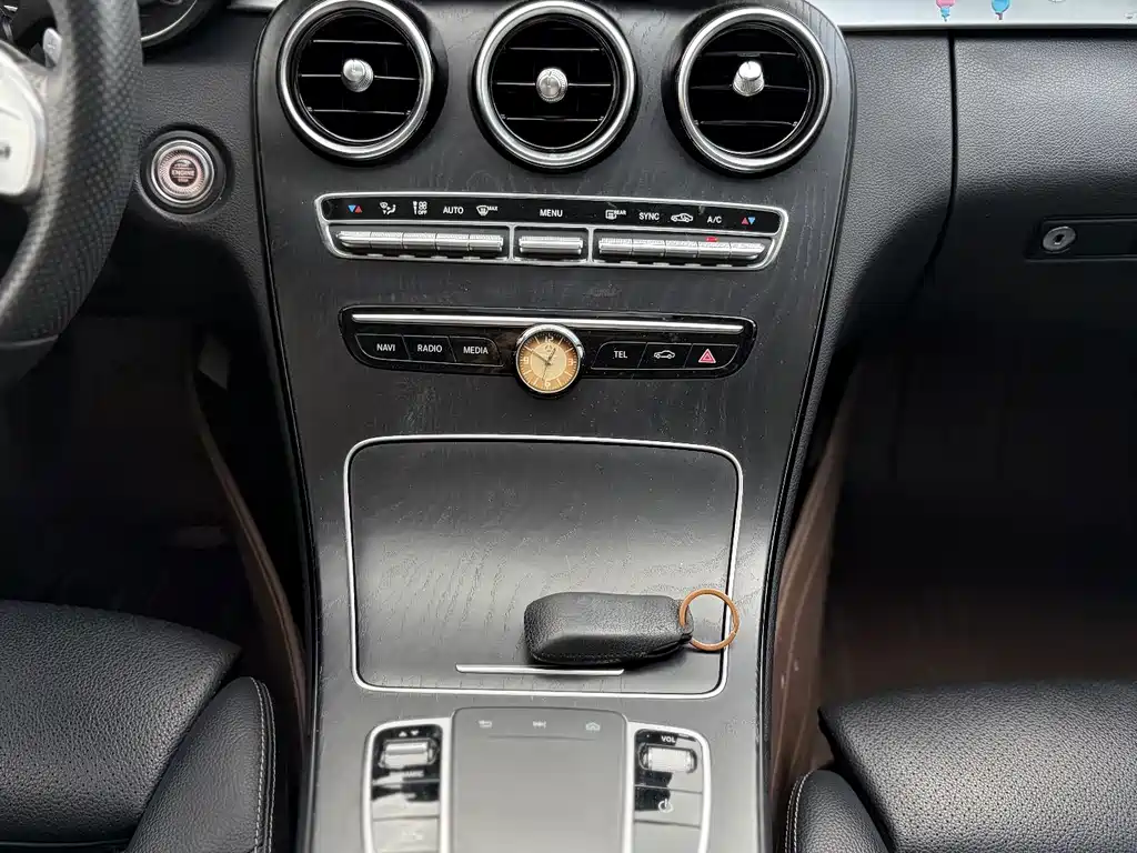 Mercedes-Benz C-Class 2020 — фото 11