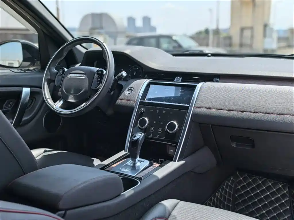 Land Rover Discovery Sport 2021 — фото 18
