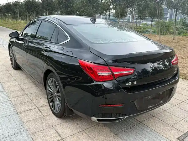 Hongqi H5 2021