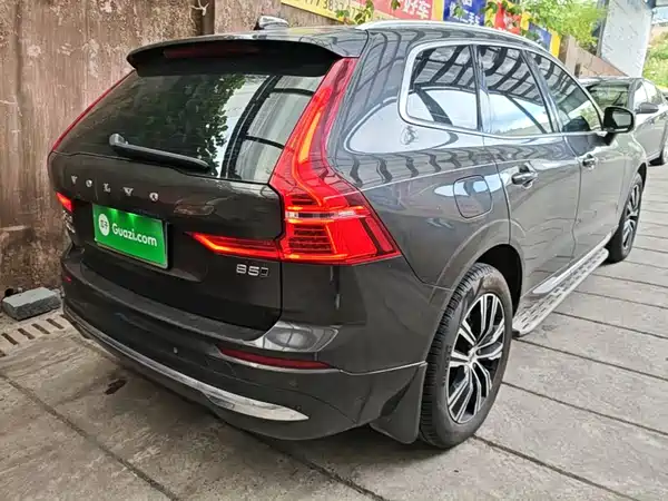 Volvo XC60 2022