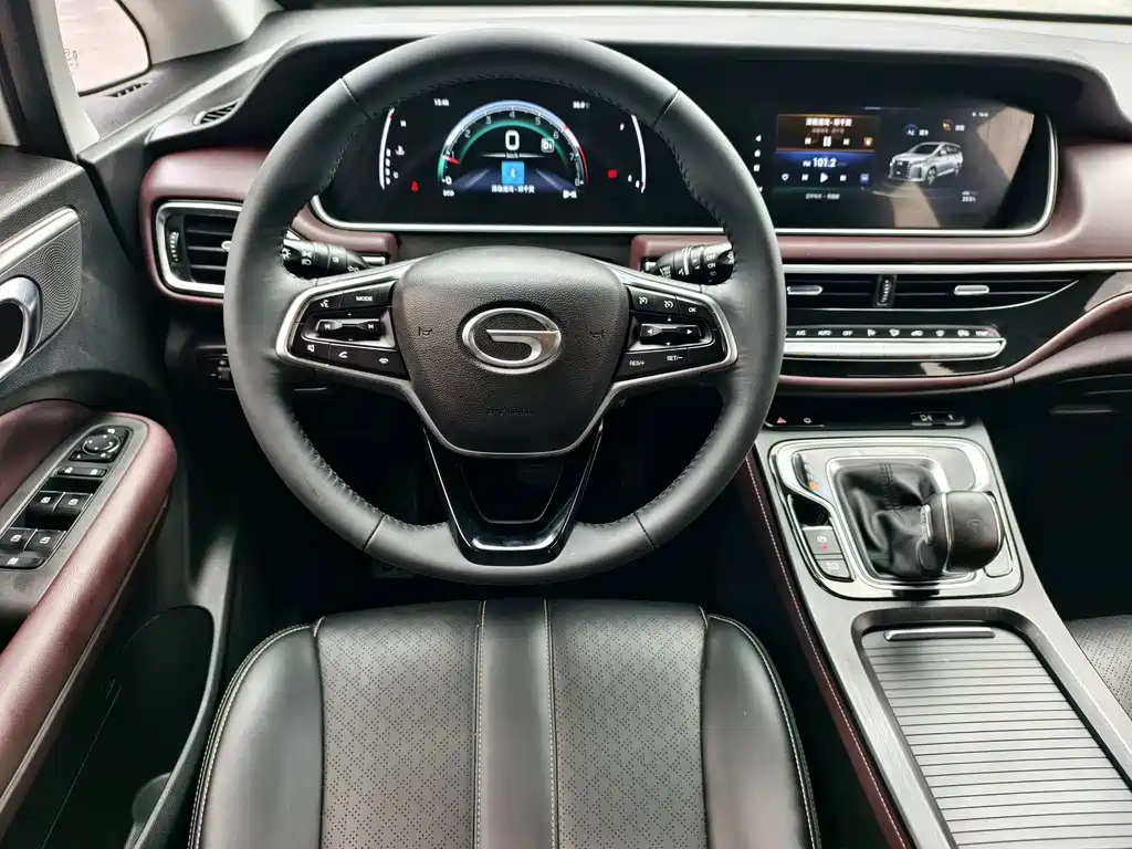 GAC Trumpchi M6 2021 — фото 10