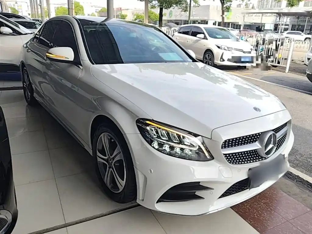 Mercedes-Benz C-Class 2019 — фото 4