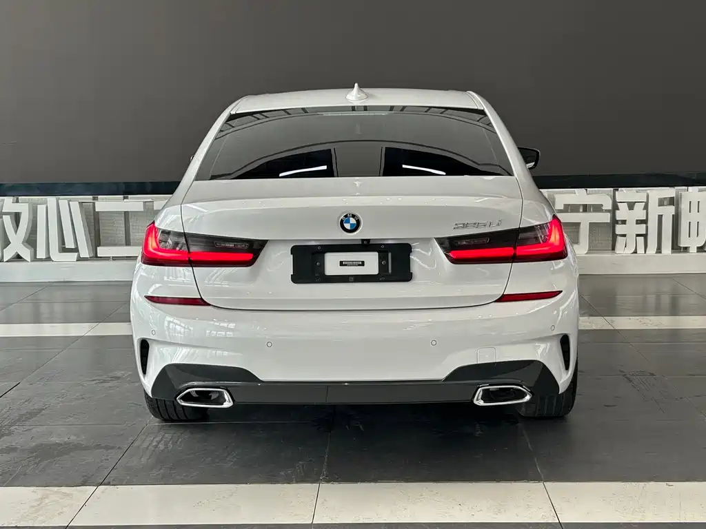 BMW 3 Series 2021