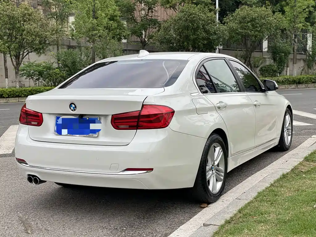 BMW 3 Series 2017 — фото 7