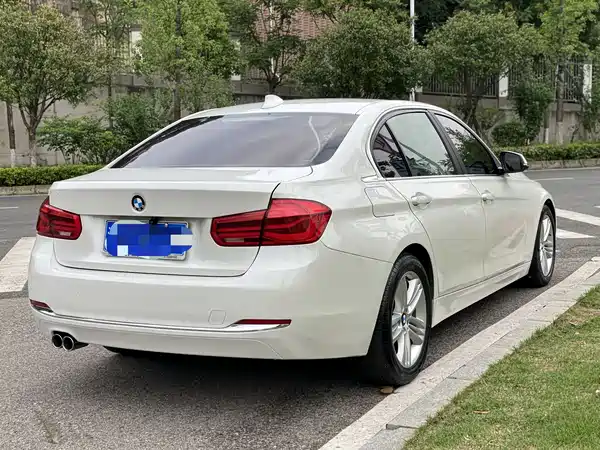 BMW 3 Series 2017