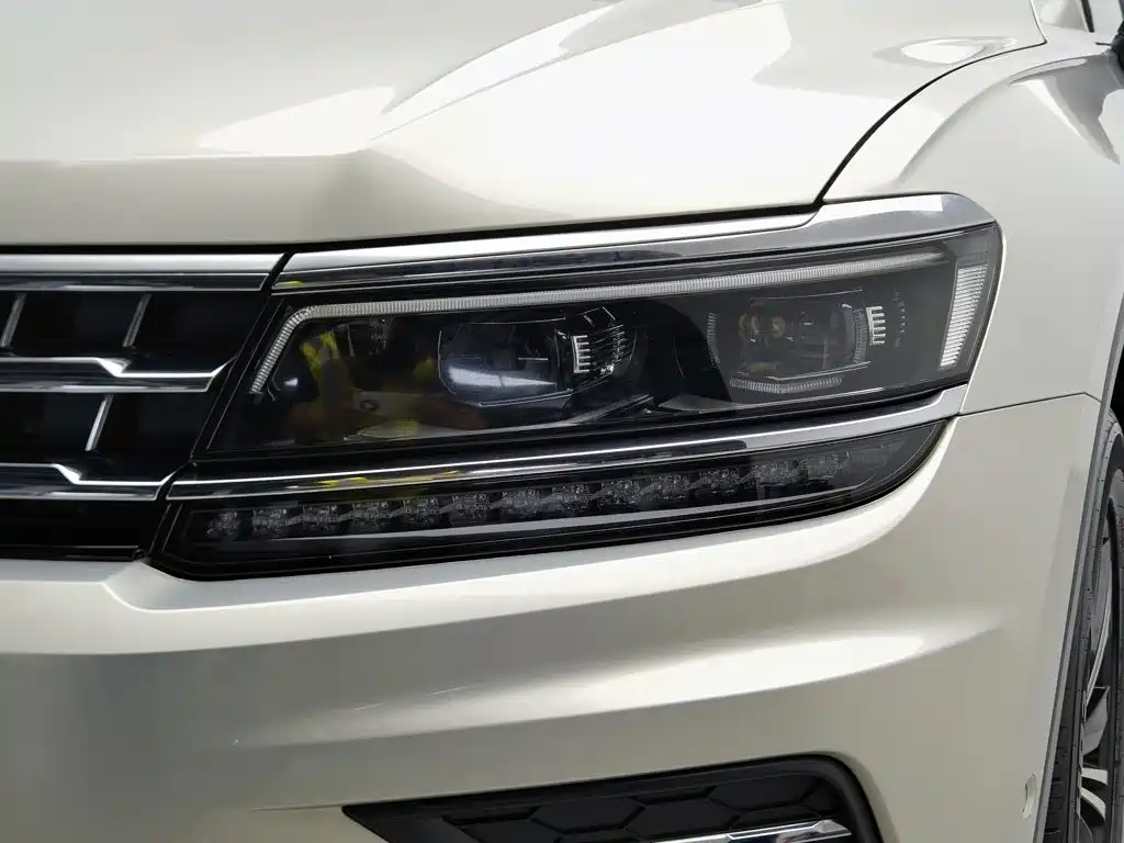 Volkswagen Tiguan L 2018 — фото 7