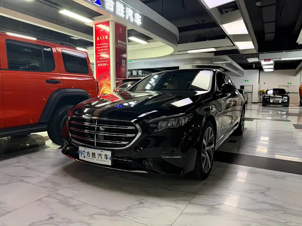 Mercedes-Benz E-Class 2024