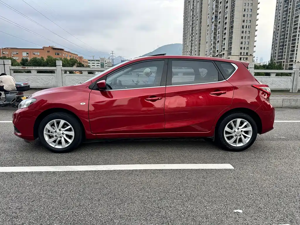 Nissan Tiida 2019