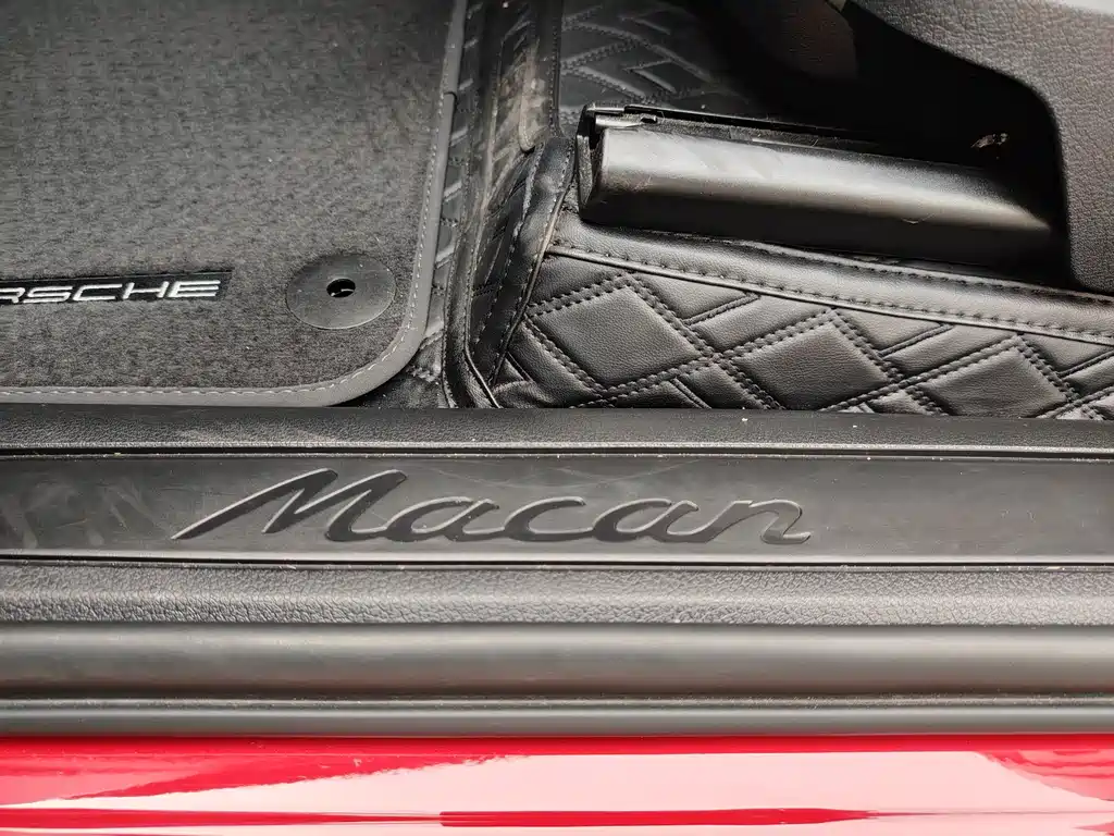 Porsche Macan 2024 — фото 13