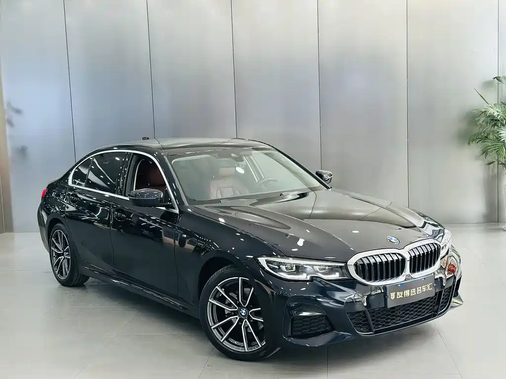BMW 3 Series 2022