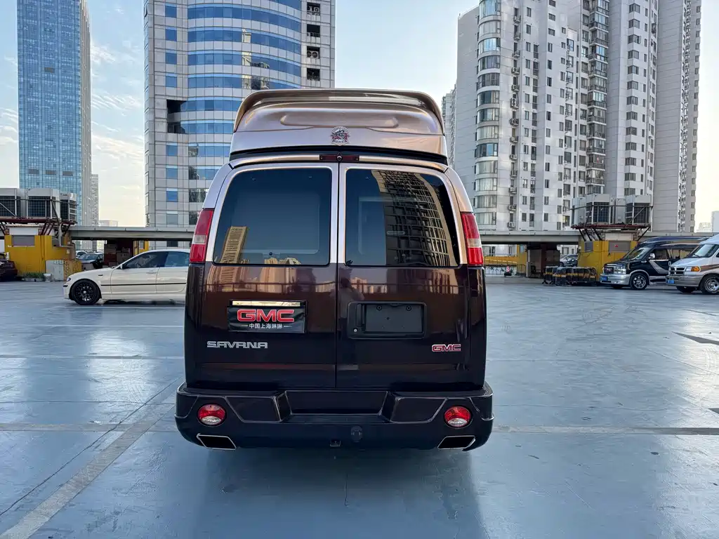 GMC SAVANA 2017 — фото 6