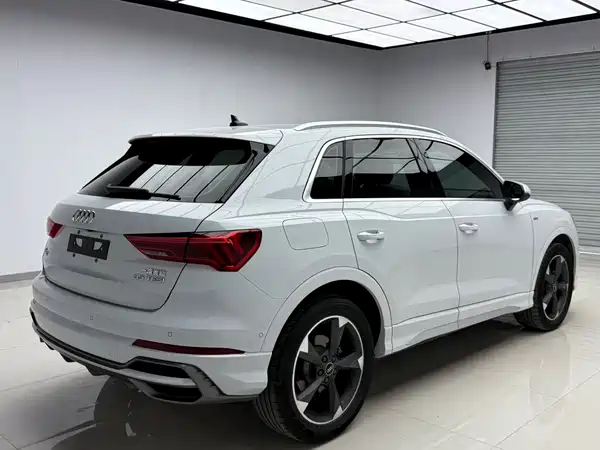 Audi Q3 2021
