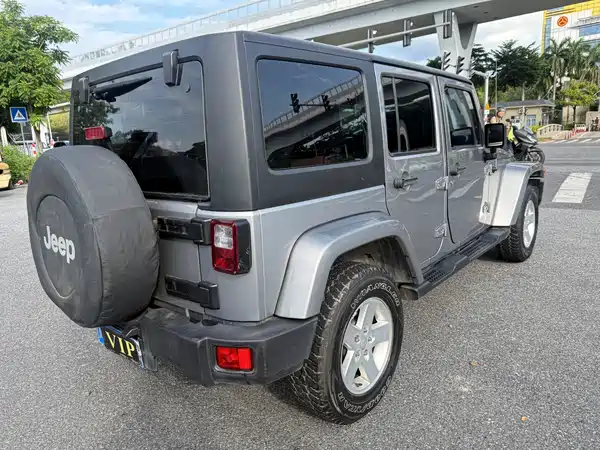 Jeep Wrangler 2016