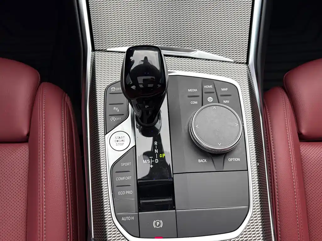 BMW 3 Series 2022 — фото 15