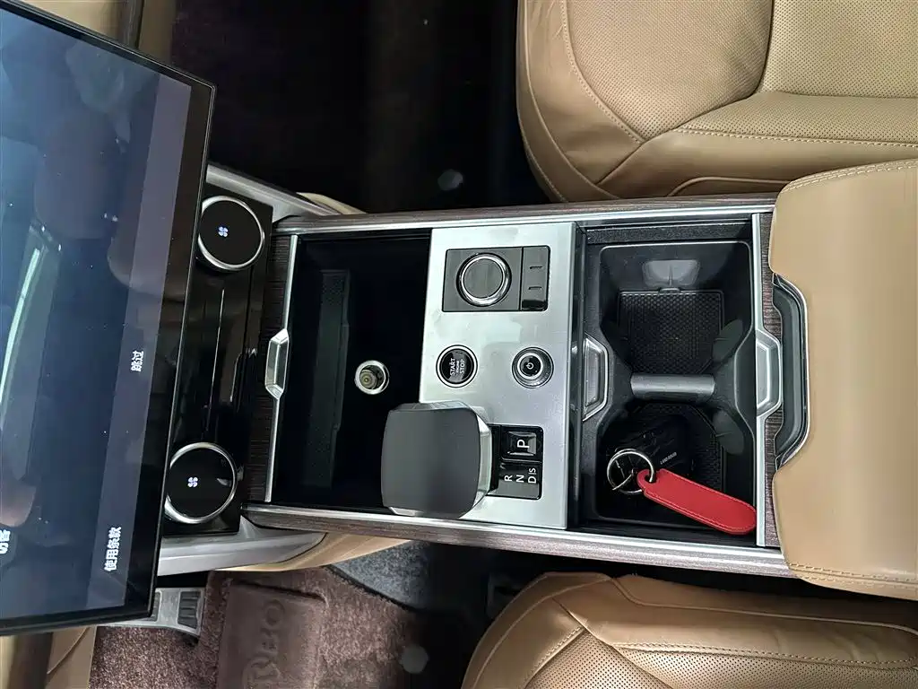 Land Rover Range Rover 2023 — фото 10