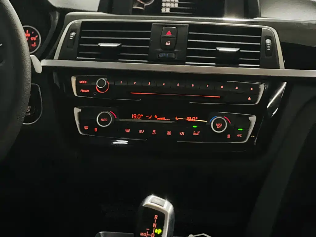 BMW 3 Series 2017