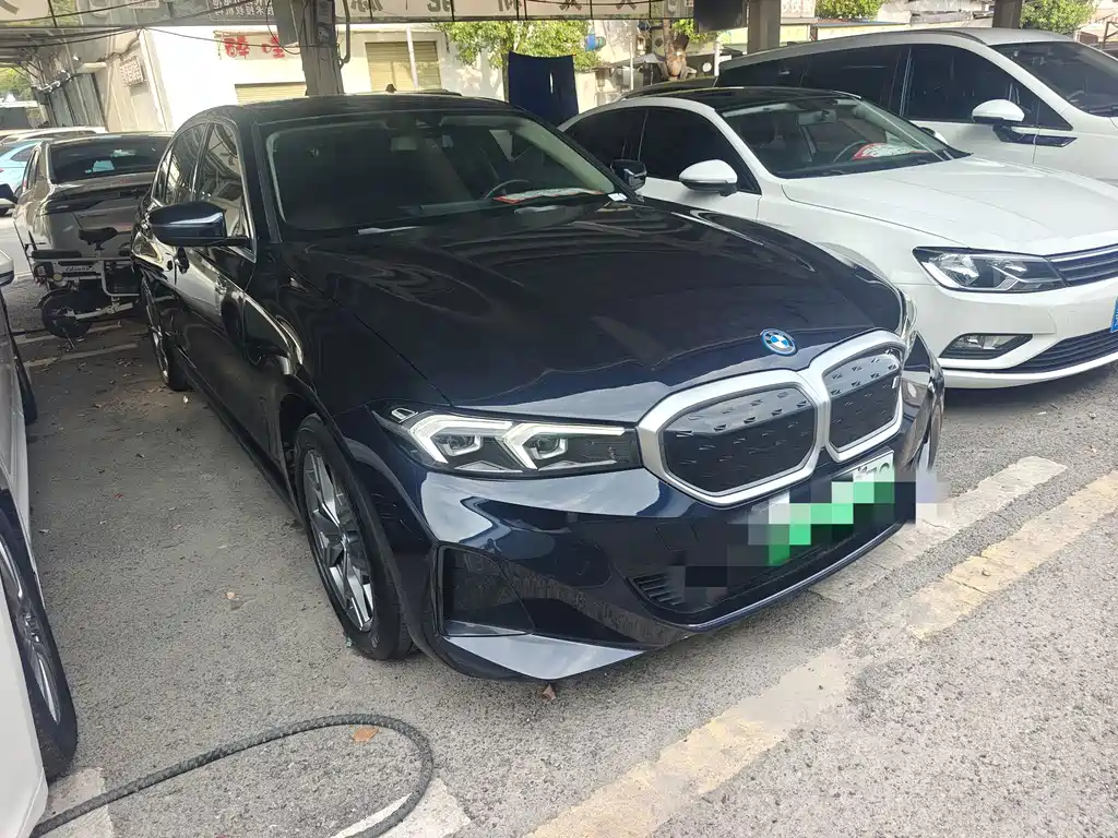 BMW i3 2023